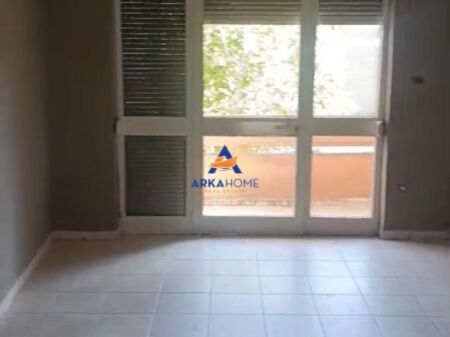 JEPET AMBJENT ME QERA 2+1+ BALLKON " RRUGA KAVAJES " 800 EURO