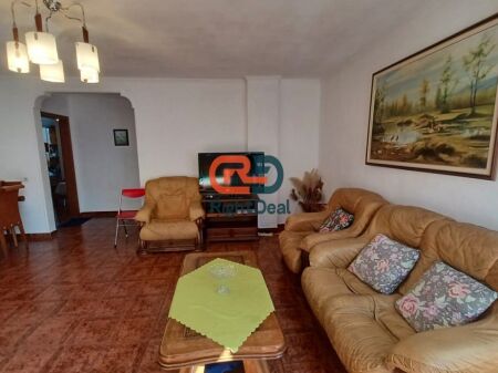 Tek Zogu I Zi, Shitet Apartament 2+1 Ideal Per Banim Ose Investim!!!