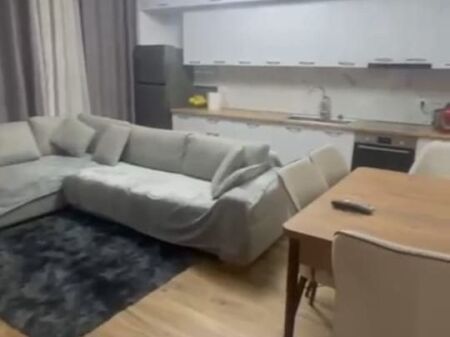 APARTAMENT ME QERA 1+1 5 MAJI 50.000 LEKE