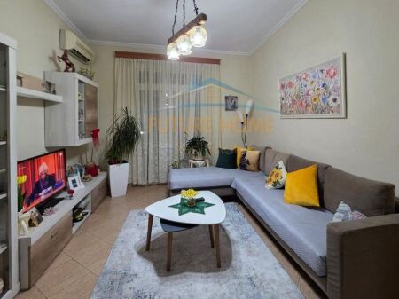 Shitje,Apartament 3+1 ,Blloku!