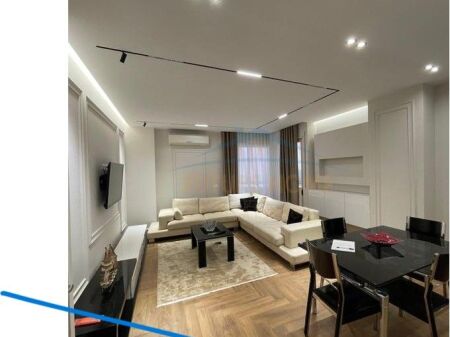 Qera, Apartament 2+1 + Post Parkimi , Pazari i Ri