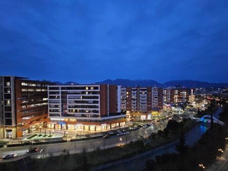 Appartamento 3+1+2 in vendita di fronte a Delijorgji!