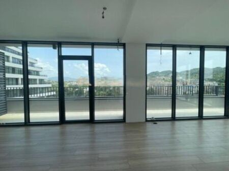 LAKE VIEW, ZYRE PER QIRA 2+1+2