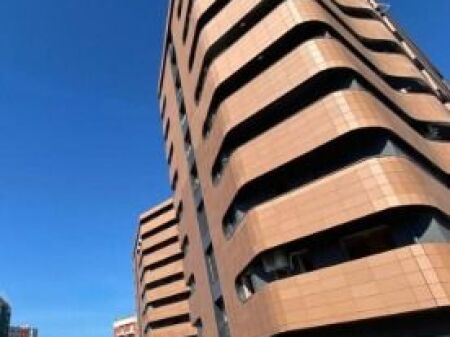 🏢 Zyrë me Qira – Oazis Residence