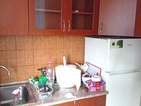 🏠 Super Apartment 1+1 for Rent, Opposite Partizani High School, at Selvia