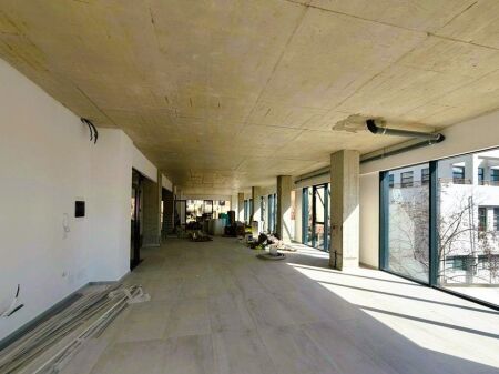 AMBIENT 250 METRA OPEN SPACE BUZE RRUGES BARRIKADAVE PER QIRA!