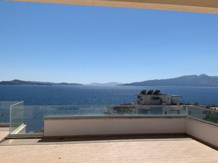 Shitet super apartament 2+1 Sarande