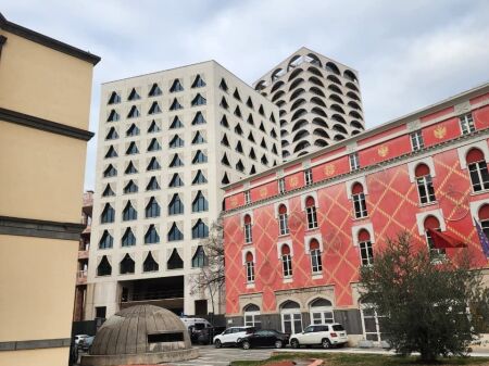 OFFICE FOR RENT – 300 m² (6th Floor) 📍 Skanderbeg Square / Clock Tower / Book Building Tower (in the heart of Tirana 🥰) Open Space / Ready in July 💰 €12,000