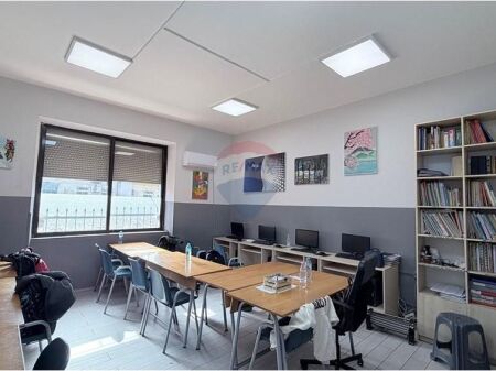 For rent 2+1 Moskat Building