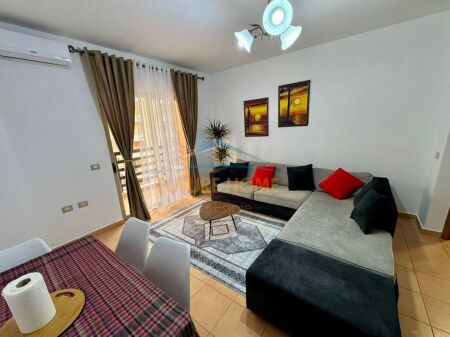 Qera Apartament 1+1, Unaza e Re, Tiranë