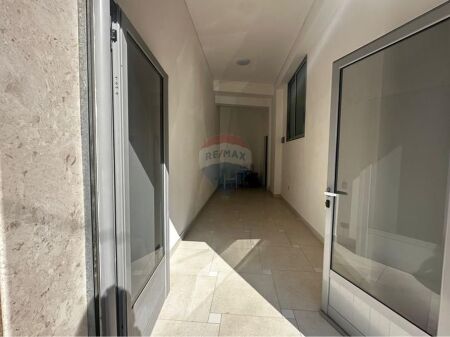 🏢 Dyqan për Shitje – Kali i Trojës, Vlorë