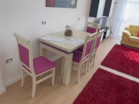 Apartament 2+1 per shitje ne Fresk !