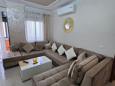 📌Jepet me qira apartament 2+1 përballë Delijorgjit
