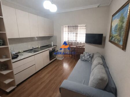 AFFITTASI APPARTAMENTO 1+1 "TEK KRISTALI" 500 EURO