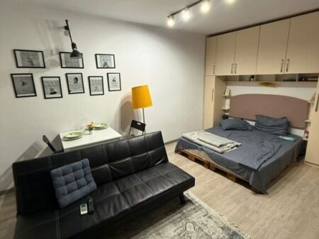 monolocale in affitto in via Durres