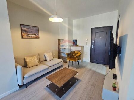 Studio apartment for rent at Wilson Square!