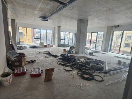 Commercial Space for Rent 250.5 m² near the Center of Tirana, Beside Main Road