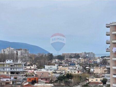 Apartament 3+1+2 ne shitje , rruga e Cipajve