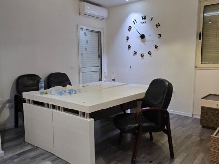 Office for rent on Kavaja street