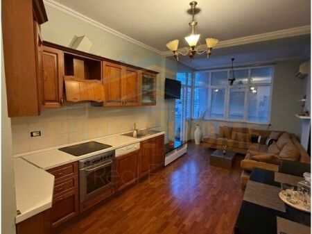 Shitet, Apartament 2+1, Bllok