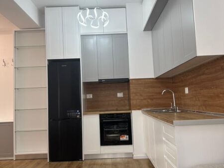 In affitto Appartamento 1+1, Ali Dem di fronte a Mandalemi presso la Residenza Kadiu 450 mila lek