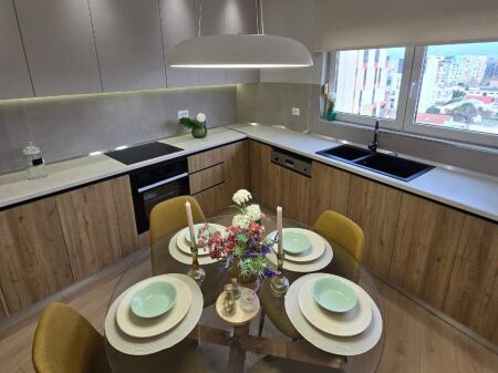 📌 Shitet Apartament 2+1+2 tek Zogu i Zi