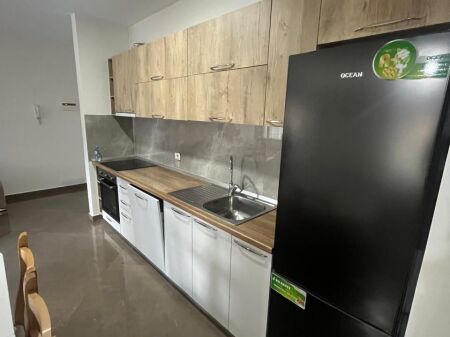 Jepet me qira apartament 2+1 tek Fiori di bosco