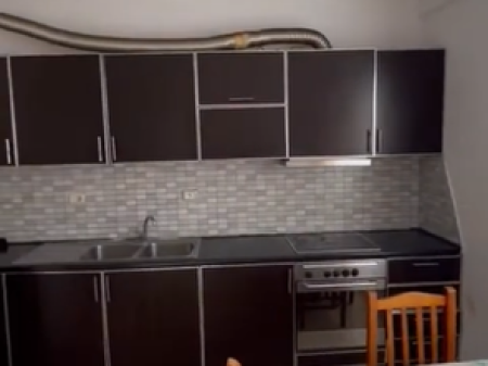 Apartament 2+1 në Don Bosko me 400-€