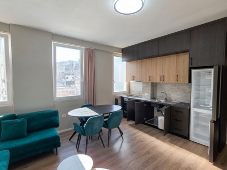 Jepet 1+1 me Qera ne Astir