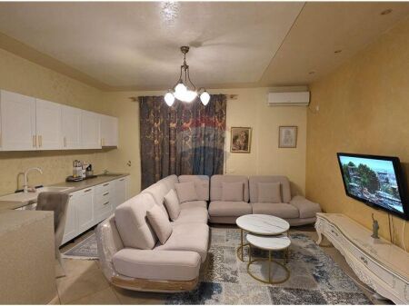 Apartament 2+1+2 ne shitje , pas Hotel Martini