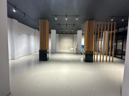 JEPET ME QERA AMBIENT BIZNESI, DURRES