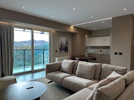 Appartamento 2+1+2 con parcheggio a Ambasador 3