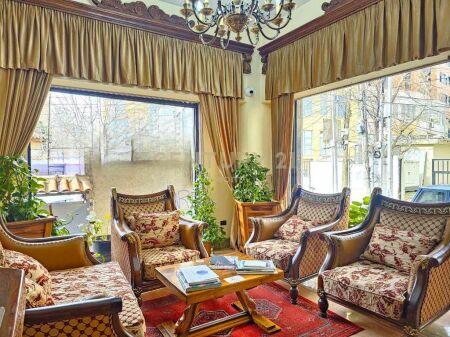 HOTEL PER SHITJE NE QENDER TE TIRANES ! 2,500,000 € Sip. Totale  653m2