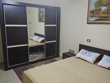 1+1,furnished at the Albanian post office Wilson square, 500 thousand lek negotiable