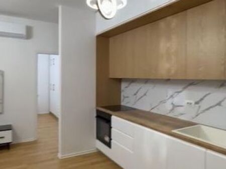 zogu i zi apartament me qera 1+1 650 muaj