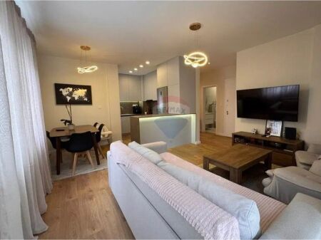 Apartament - Për Shitje LIQENI I THATË ID: 530491012-123