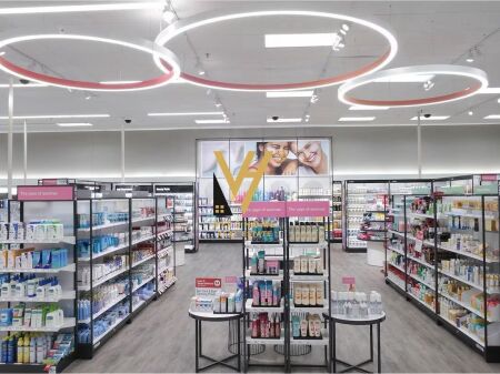 LOCALE COMMERCIALE IN AFFITTO 130 M2 A VASIL SHANTO 3.120 EURO