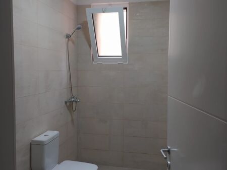 Ambjent Zyre, Tvsh Shqiptar!