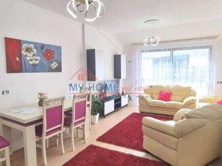 2+1 Apartment for sale in Fresk in Tirana