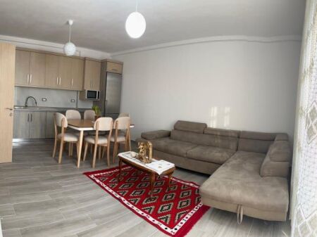 Apartament Me Qera 3+1+2 Tek 5 Maji (ID B230167) Tirane