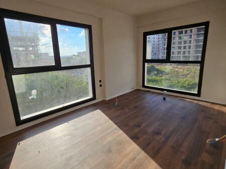 Porcelan, near the clan, apartment for sale 2+1+2 bathrooms (97.5 m2) 160,000 euro