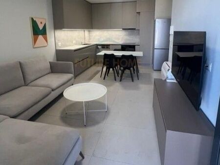 Affitto, Appartamento 1+1+Posto Auto, Ex Dogana, Tirana.