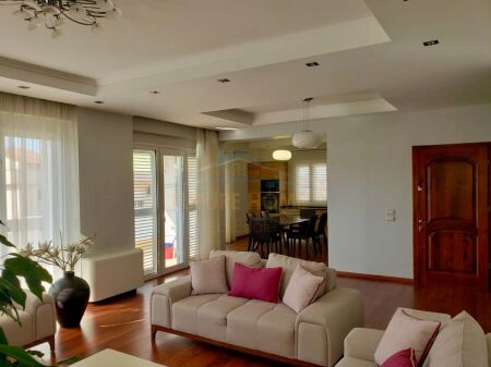 Affitto, Appartamento 3+1+2+Posto Auto, Ville Americane