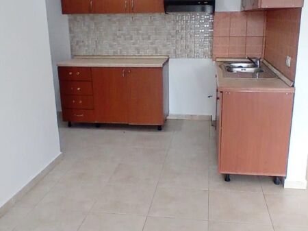 Apartament 2+1 bosh per qera tek Fusha e Aviacionit.