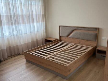 Jepet apartament me qira 1+1 Casa italia