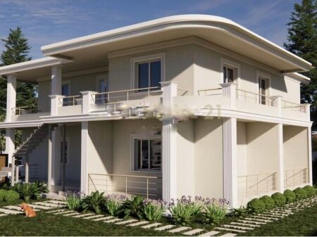 2-FLOOR BUILDING IN ASTIR WITH 8 ROOMS AND 10 PARKING SPACES – IDEAL FOR HOSTEL, KINDERGARTEN OR BUSINESS