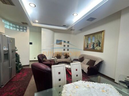 Qera, Apartament 2+1+2 , Zogu i Zi, Tiranë