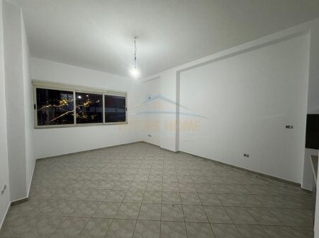 For sale, Apartment 1+1, Fresk, Tirana. 