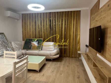 APARTAMENT ME QIRA 2+1 MYSLYM SHYRI 90.000 LEKE