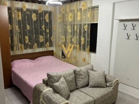 JEPET GARSONIERE ME QIRA TE KOMUNA E PARISIT 450 EURO